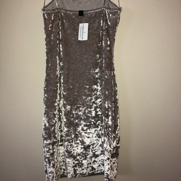 Windsor Velvet Mini Dress - Picture 6 of 7